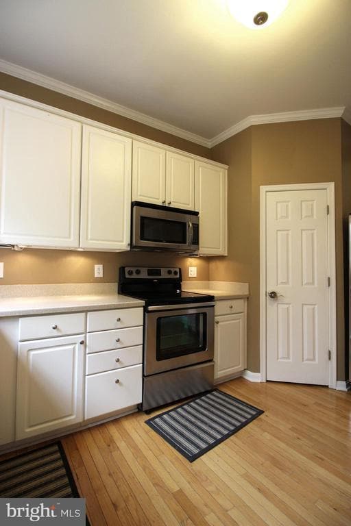 Building Photo - 10470 Courtney Dr