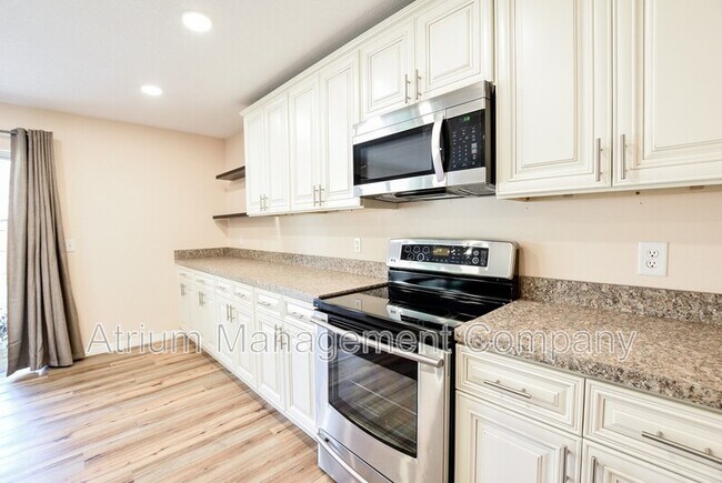 Building Photo - 1318 Kewannee Trail