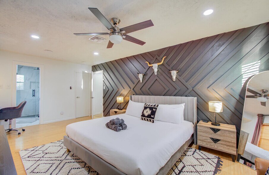 Building Photo - 9614 Springmont Dr