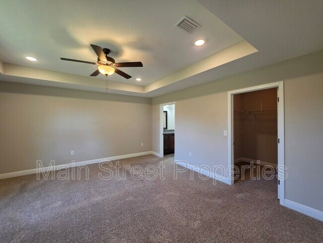 Building Photo - 8839 Longmont Way