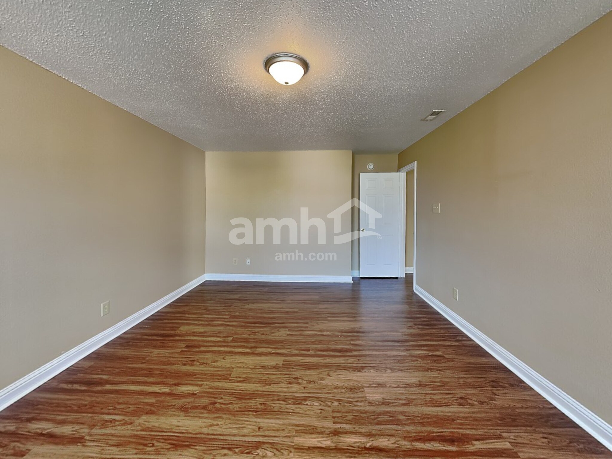 Building Photo - 10639 Inspiration Dr