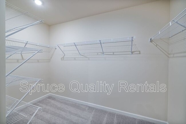 Building Photo - 3548 Bonita Grv Dr
