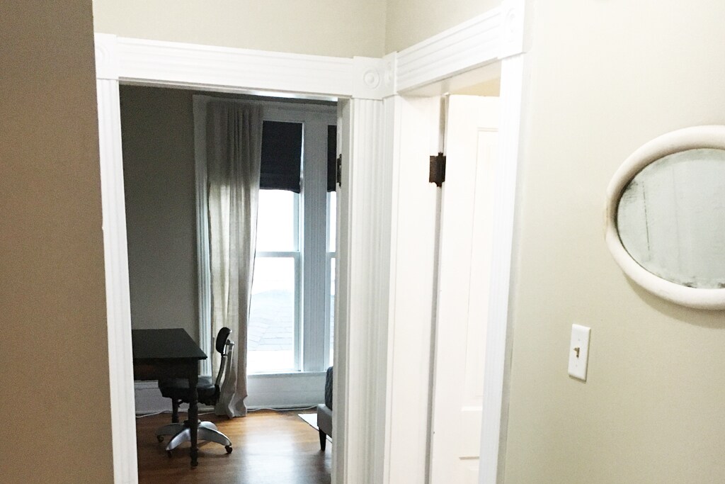 Building Photo - 2424 S Harrison St