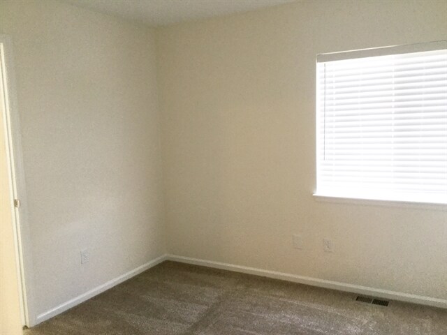 Building Photo - 180 Terra Vista St