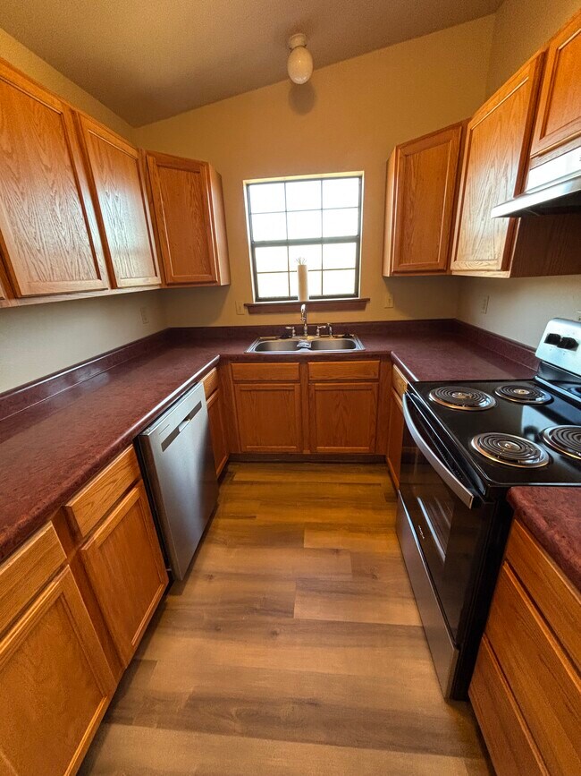 Building Photo - 286 Jefferson St