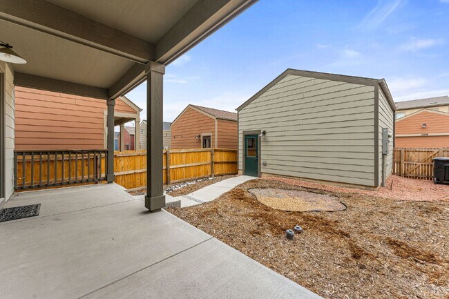 Building Photo - Charming 3-Bedroom Home in Thornton with Spacious Layout and Modern Amenities!