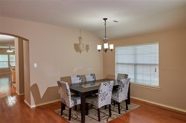 Building Photo - 4616 Brighton Dr