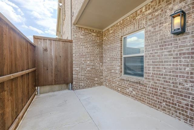 Building Photo - 2228 Southwick Dr