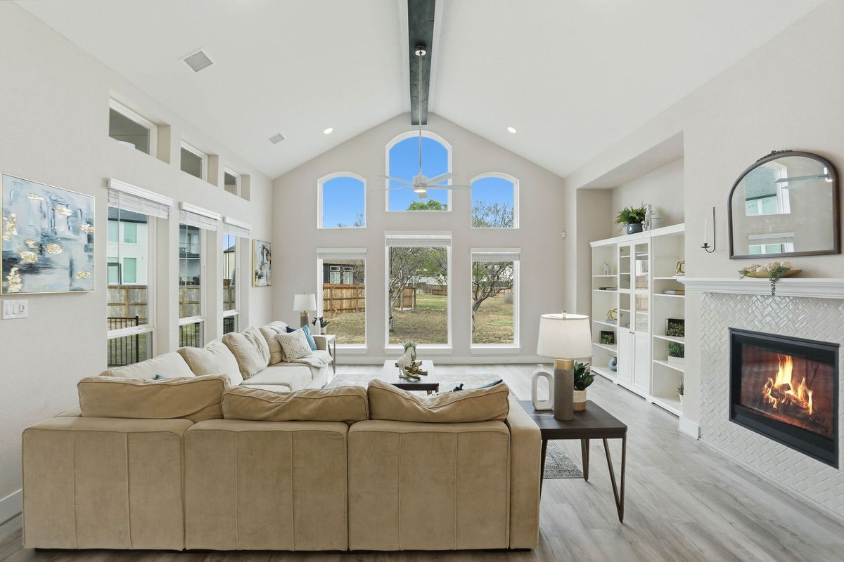 Building Photo - 169 Storm Wy