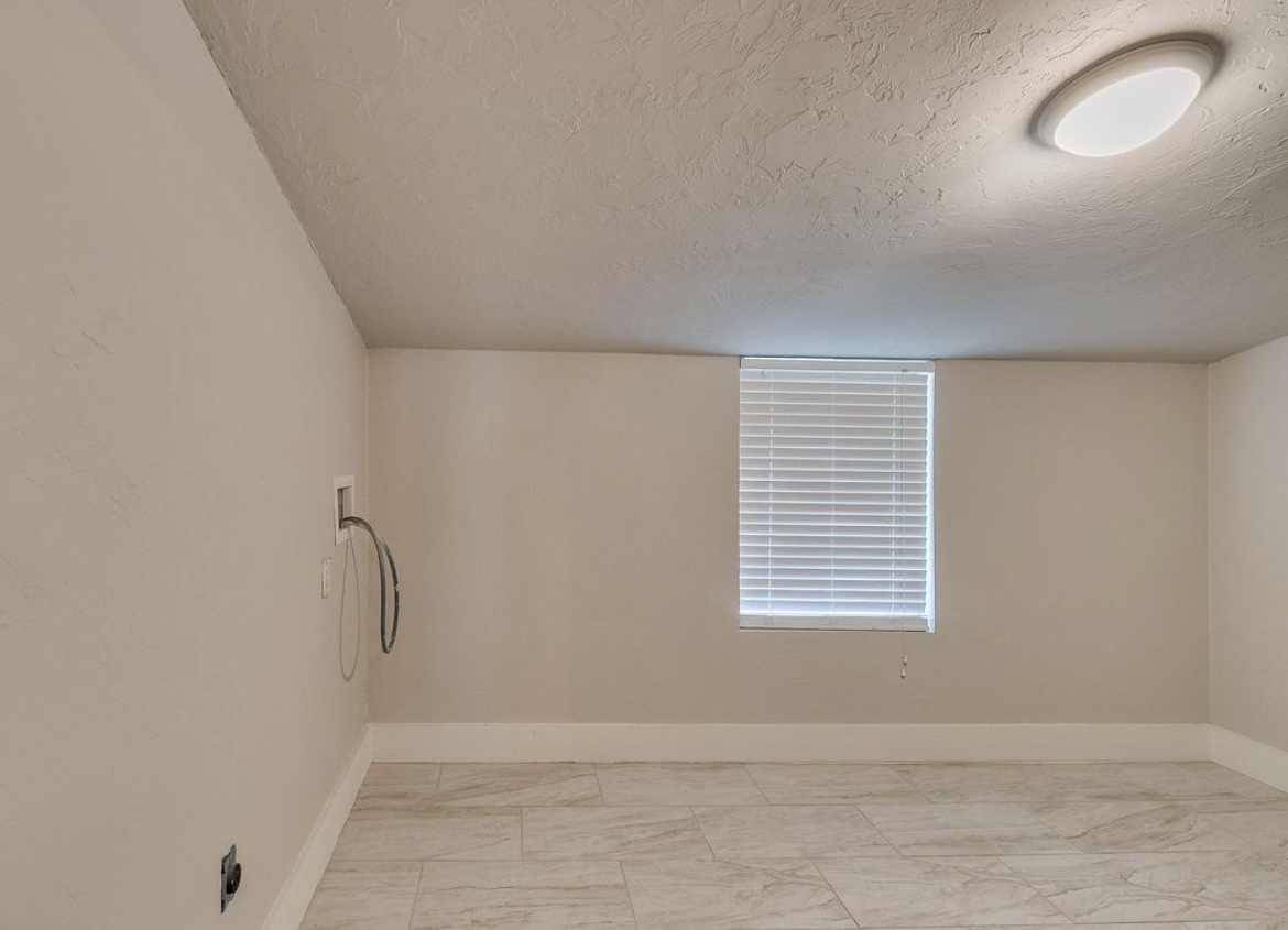 Building Photo - 841 NW 33rd St