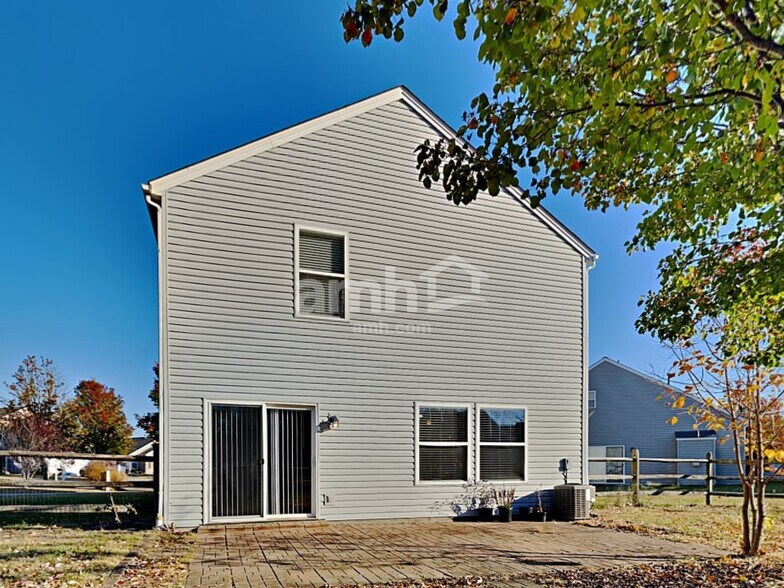 Building Photo - 2565 Allegro Ln