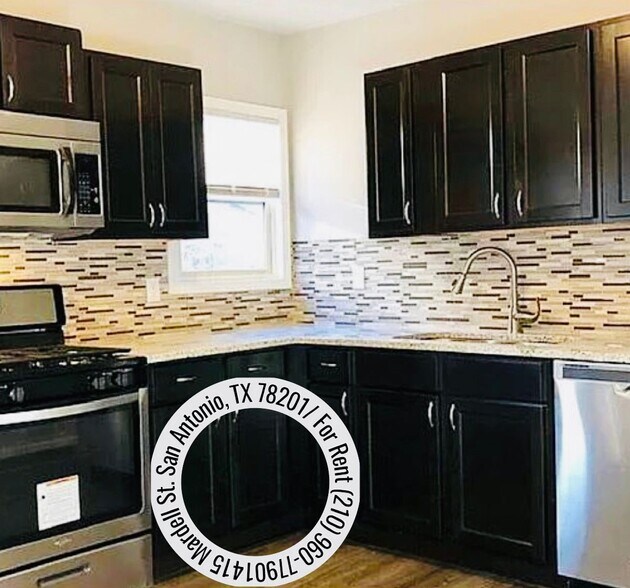 Building Photo - 1415 Mardell St