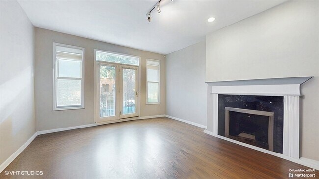 Building Photo - 3540 N Reta Ave