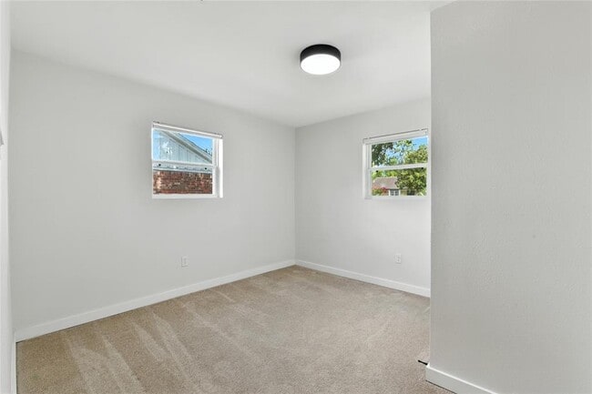 Building Photo - 4814 Warm Springs Rd