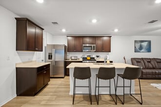 Building Photo - 7304 Sparkling Light Dr