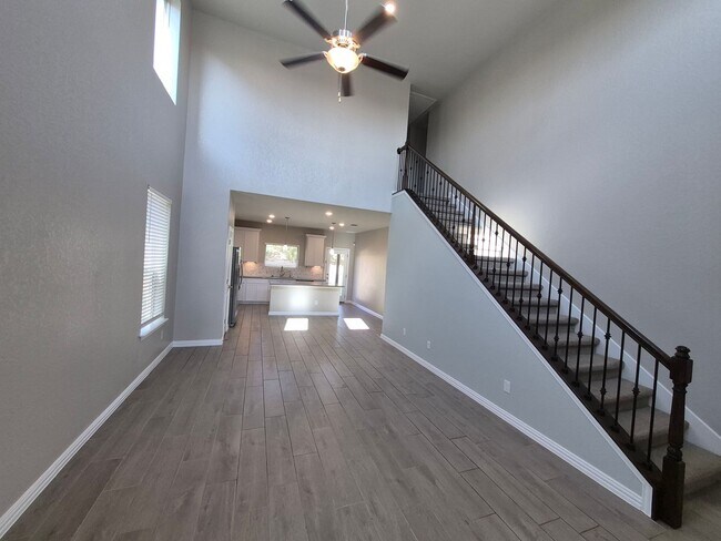 Building Photo - 2102 Gabby Cole Ln