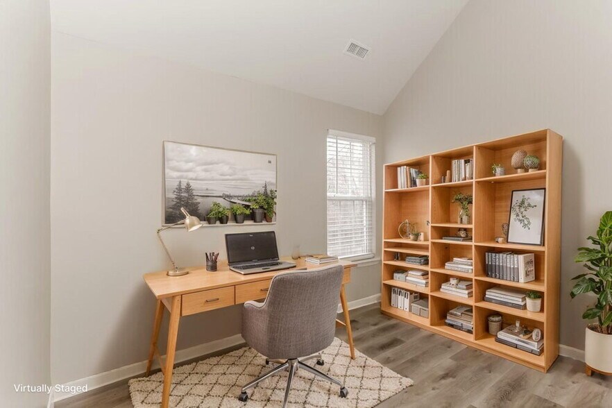 Building Photo - 127 Fairmont Cir