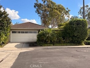 Building Photo - 16 Caraway