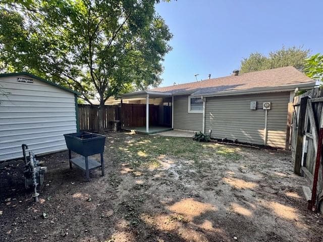 Building Photo - 1300 W Rolling Oaks Dr