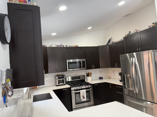 Building Photo - 16058 SW 85th St