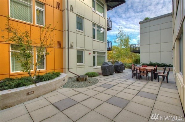 Grill Area - 15100 6th Ave SW