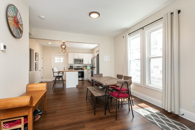 Building Photo - 405 Keystone Ave