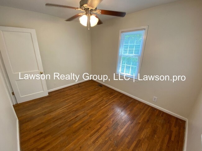 Building Photo - Two Bedroom Home In Salem with Spacious Ya...