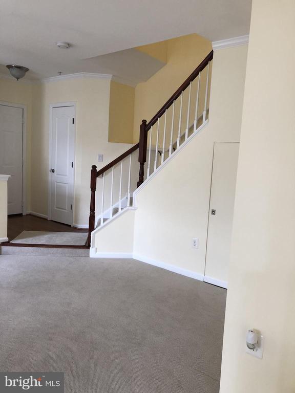 Building Photo - 5074 Donovan Dr