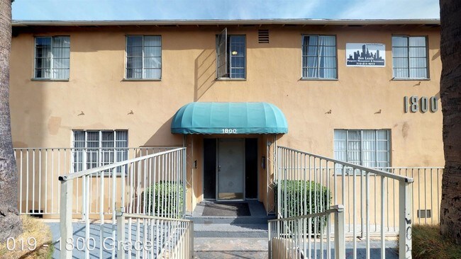 Primary Photo - 1800 Grace Ave