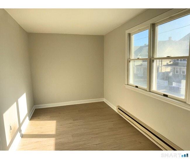 Building Photo - 74 Garfield Ave