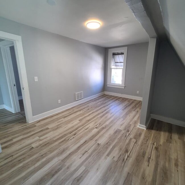 Building Photo - 2616 S Harrison St