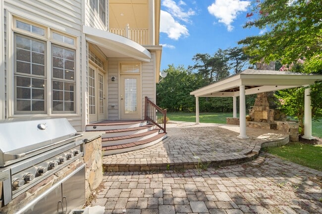 Building Photo - 27556 Paddock Trail Pl