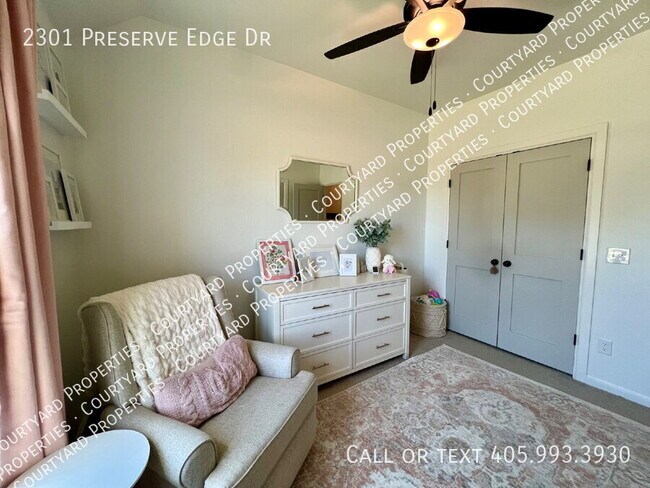 Building Photo - 2301 Preserve Edge Dr