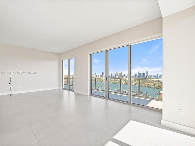 Building Photo - 16385 Biscayne Blvd