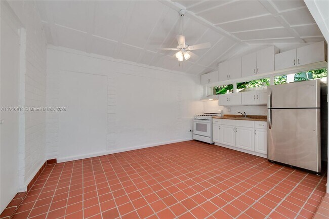 Building Photo - 3791 El Prado Blvd