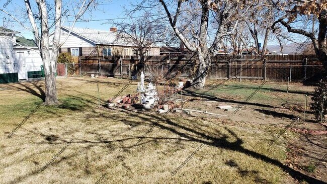 Building Photo - Old Southwest Reno home 3 Bed 2 Bath 1 car...