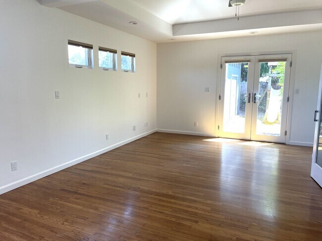 Building Photo - 2618 Spreckels Ln