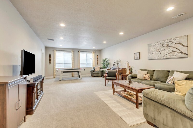 Building Photo - 13320 E Lakemont Dr