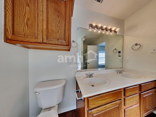 Building Photo - 1308 Pepperfield Ct