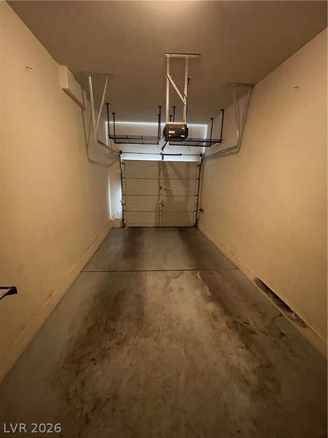 Building Photo - 9132 Forest Willow Ave