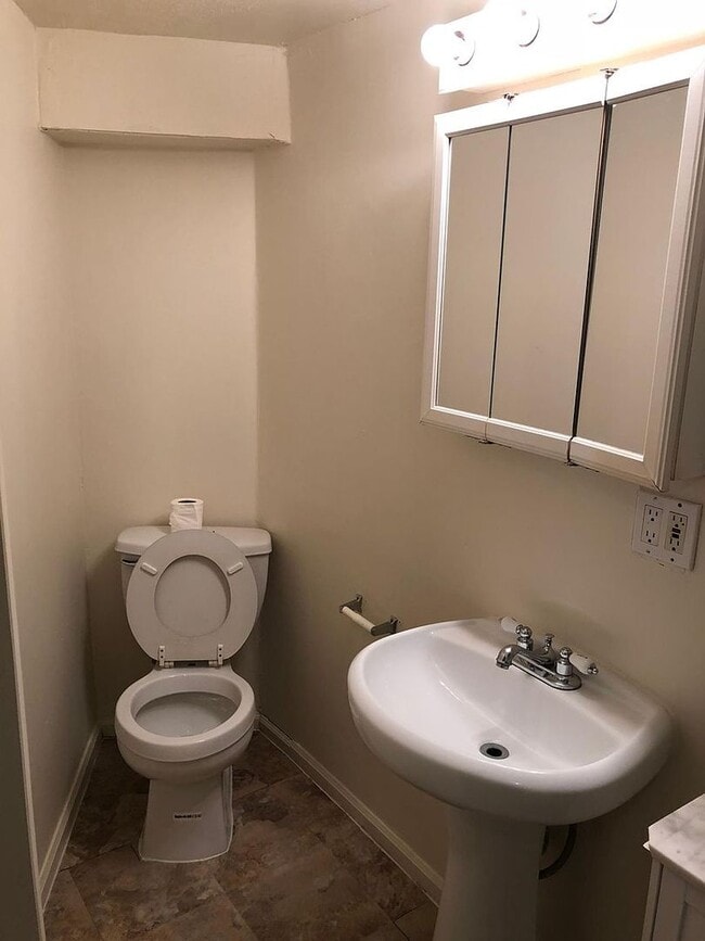 Building Photo - Home for Rent - University of Denver (DU) Area