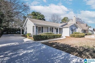 Building Photo - 196 Jasmine Dr