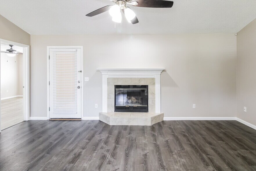 Building Photo - 493 Heron Nest Point