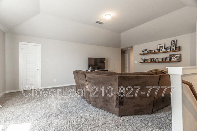 Building Photo - 709 Stonemanor Bay