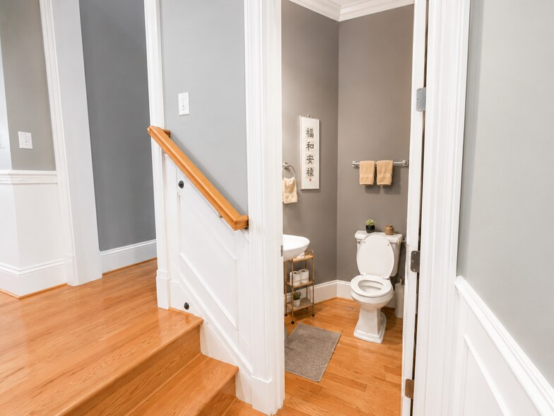 Building Photo - 12430 Ansin Circle Dr
