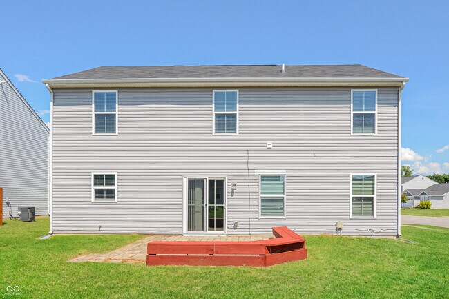 Building Photo - 13820 N Cardonia Dr