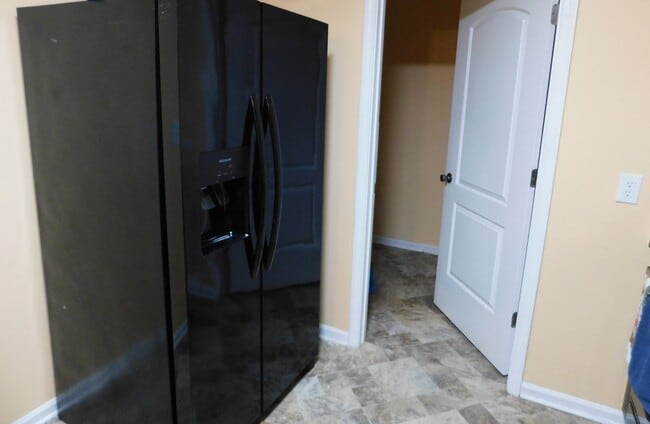 Building Photo - 22580 Hoyle Cir