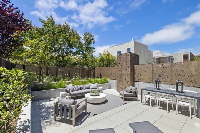 Building Photo - Stunning New Construction at The Belvedere 2bed/2.5bath  Private Patio