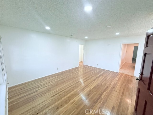 Building Photo - 10731 Freer Ave