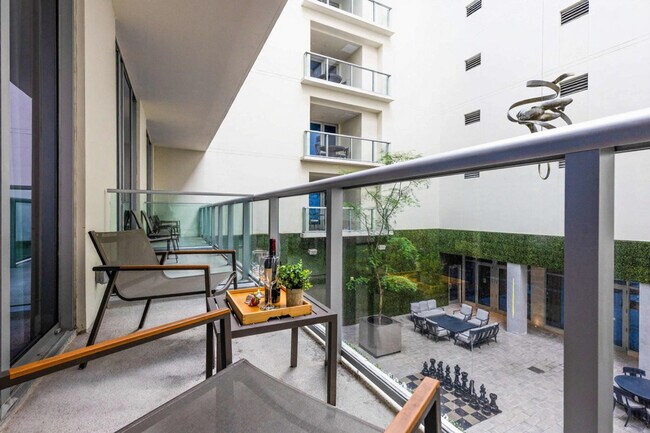 Building Photo - 777 N Ocean Dr